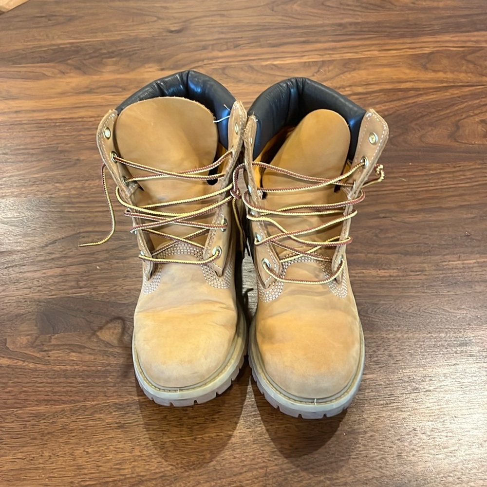 Premium Premium Timberland 6-inch Waterproof Boot size 7